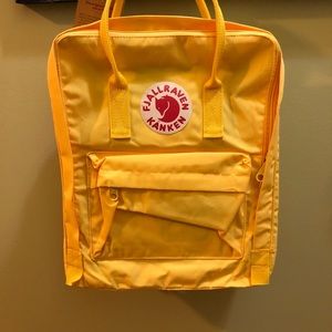 Fjallraven Kånken original backpack warm yellow
